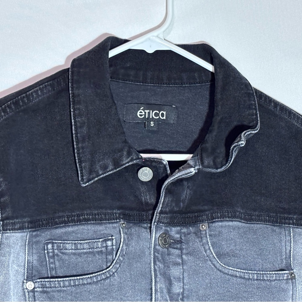 ÉTICA Colorblock Cropped Denim Gray and Black Jacket Women’s Small Streetwear - Picture 4 of 4